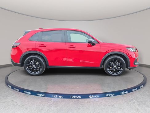 Used 2024 Honda HR-V Sport image 5