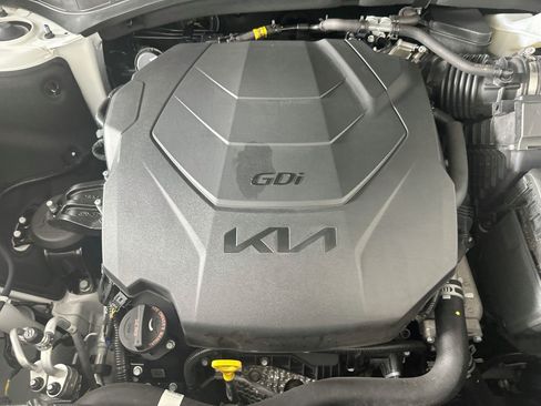 Used 2025 Kia Telluride S FWD image 36