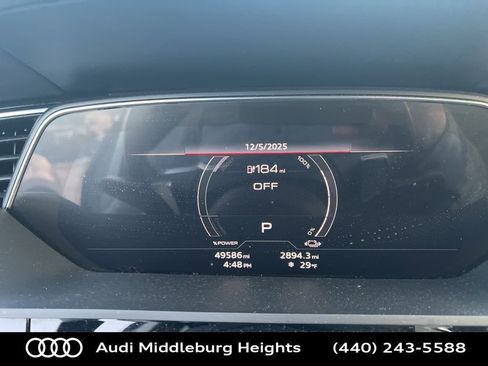 Used 2021 Audi e-tron Premium Plus w/ Premium Plus Package image 40