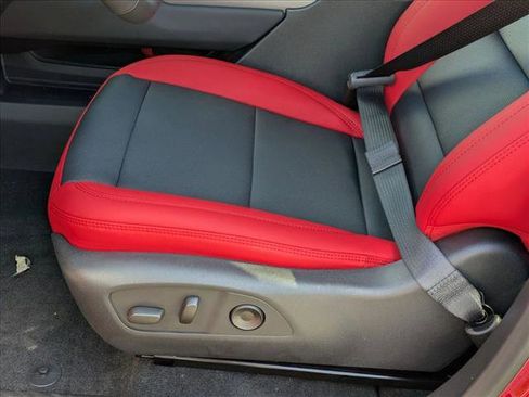 New 2026 Chevrolet Equinox EV RS image 4