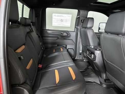 New 2026 GMC Sierra 2500 AT4 w/ AT4 Premium Plus Package AWD/4WD image 28