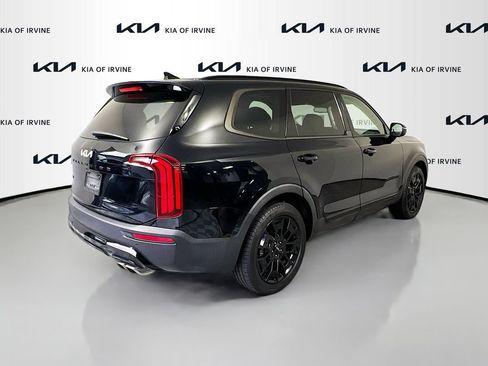 Certified 2022 Kia Telluride EX w/ EX Premium Package AWD/4WD image 11