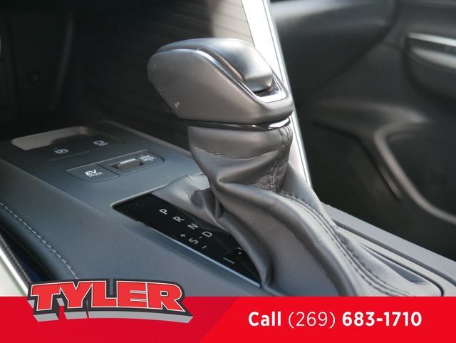 Used 2023 Toyota Venza Limited AWD/4WD image 33