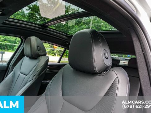Used 2025 BMW X4 xDrive30i AWD/4WD image 18