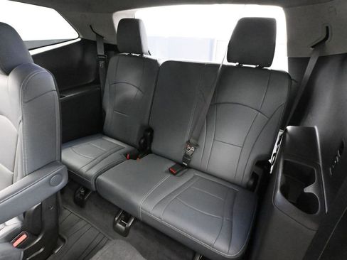 Used 2021 Buick Enclave Premium w/ Surround and Sites Package image 44