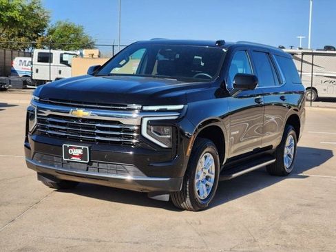 Used 2025 Chevrolet Tahoe LT image 12