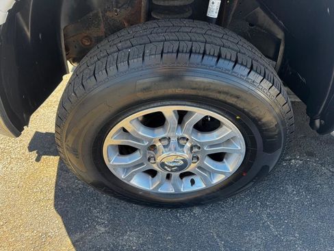 Used 2015 RAM 3500 Tradesman w/ Power & Remote Entry Group AWD/4WD image 2