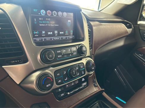 Used 2018 Chevrolet Tahoe Premier AWD/4WD image 21