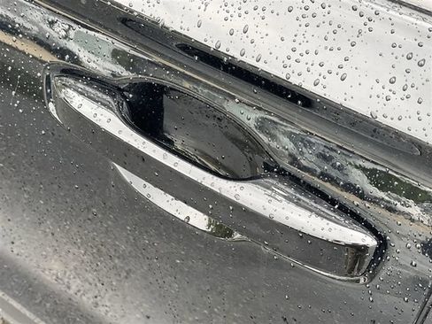 Used 2023 Honda CR-V EX-L image 25