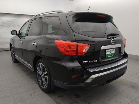 Used 2017 Nissan Pathfinder Platinum FWD image 5