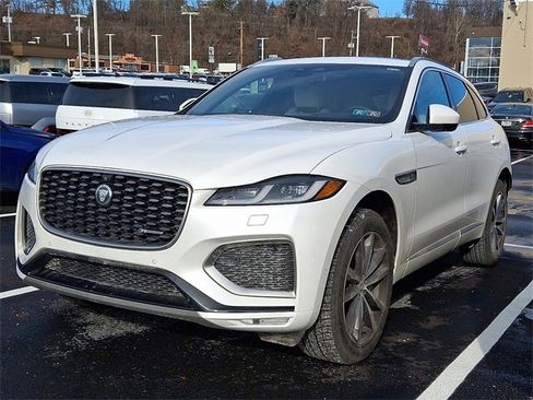 Used 2025 Jaguar F-PACE R-Dynamic S image 3
