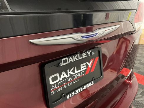 Used 2019 Chrysler Pacifica Limited w/ Tire & Wheel Group image 15