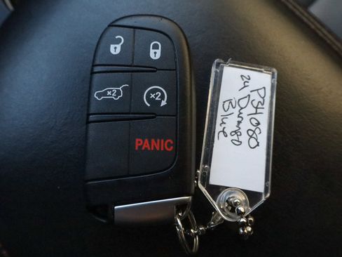 Used 2024 Dodge Durango GT image 38