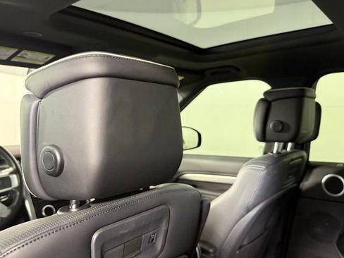 Used 2022 Land Rover Discovery HSE R-Dynamic image 22