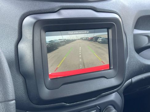 Used 2020 Jeep Renegade Sport FWD image 21