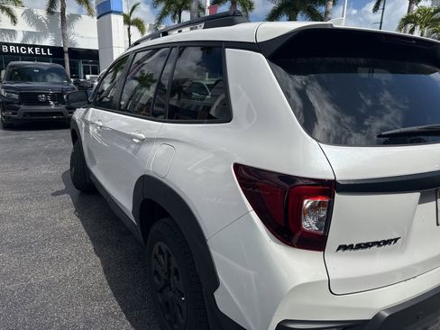 Used 2023 Honda Passport TrailSport image 16