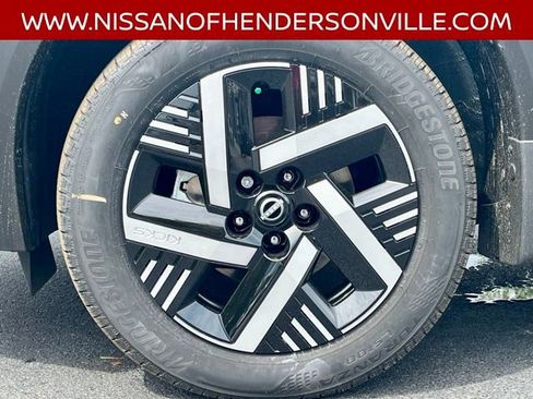 New 2026 Nissan Kicks SV FWD image 18