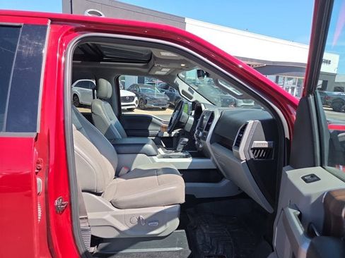 Used 2017 Ford F150 Lariat w/ Equipment Group 502A Luxury AWD/4WD image 16