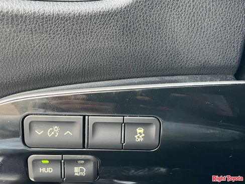 Certified 2016 Toyota Prius Three w/ Advanced Technology Package FWD image 32