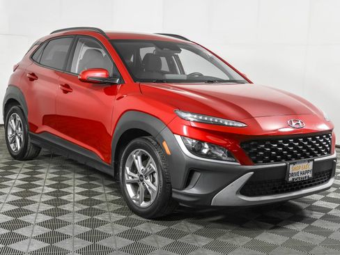 Used 2022 Hyundai Kona SEL FWD image 10