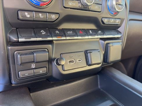 Used 2019 GMC Sierra 1500 SLT AWD/4WD image 15