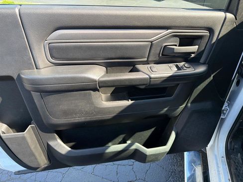 Used 2022 RAM 5500 Tradesman RWD image 10