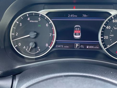 Used 2025 Nissan Sentra SV image 38