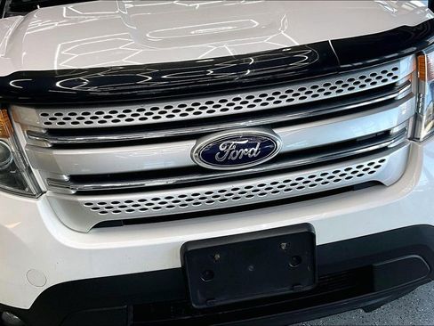 Used 2014 Ford Explorer XLT w/ Equipment Group 202A image 33