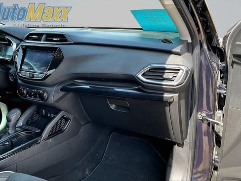 Used 2021 Chevrolet TrailBlazer LT w/ Sun and Liftgate Package AWD/4WD image 25