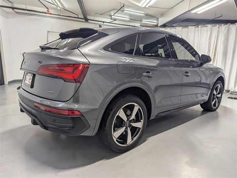 Used 2023 Audi Q5 2.0T Premium Plus w/ Premium Plus Package image 3