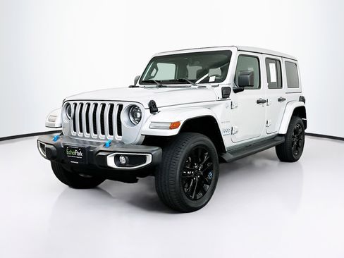 Used 2023 Jeep Wrangler Sahara w/ Cold Weather Group image 3