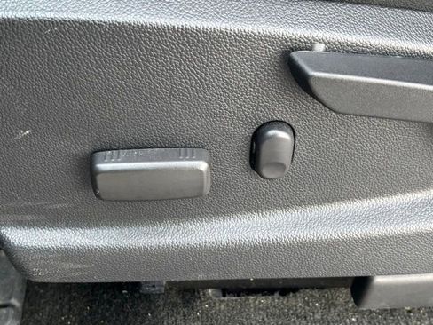 Used 2018 Chevrolet Colorado Z71 image 8