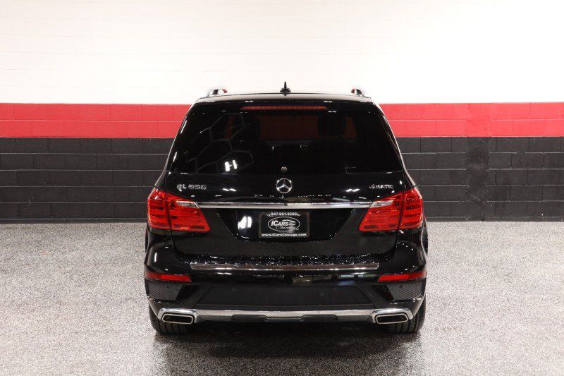 Used 2015 Mercedes-Benz GL 550 4MATIC image 29