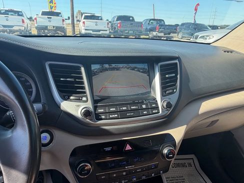 Used 2016 Hyundai Tucson Limited w/ Option Group 03 image 13