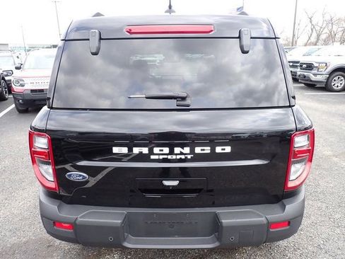 Certified 2025 Ford Bronco Sport Outer Banks w/ Outer Banks Tech Package+ AWD/4WD image 6