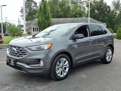 Used 2024 Ford Edge Titanium AWD/4WD image 3
