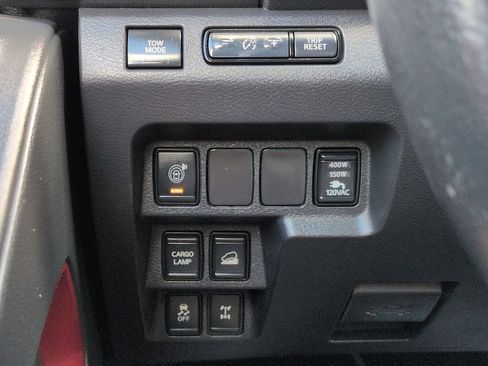 Used 2023 Nissan Frontier PRO-4X w/ Pro Convenience Package AWD/4WD image 22