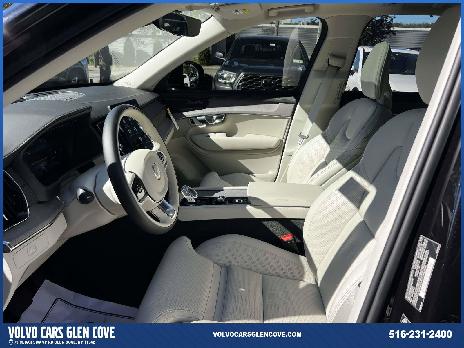 Used 2026 Volvo XC90 B6 Ultra w/ Protection Package AWD/4WD image 16