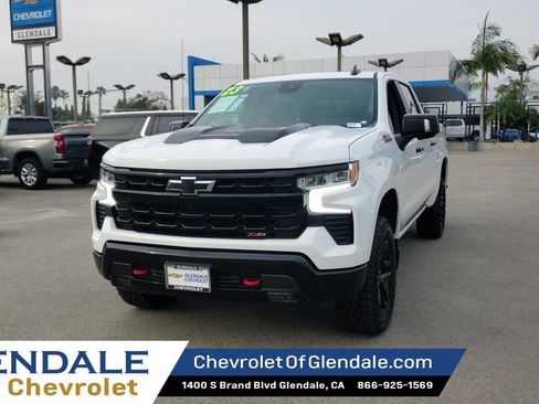 Certified 2023 Chevrolet Silverado 1500 LT Trail Boss w/ LT Trail Boss Premium Package image 3