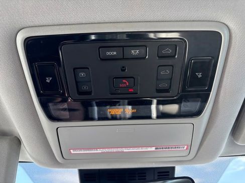 Used 2024 Toyota Grand Highlander XLE image 25