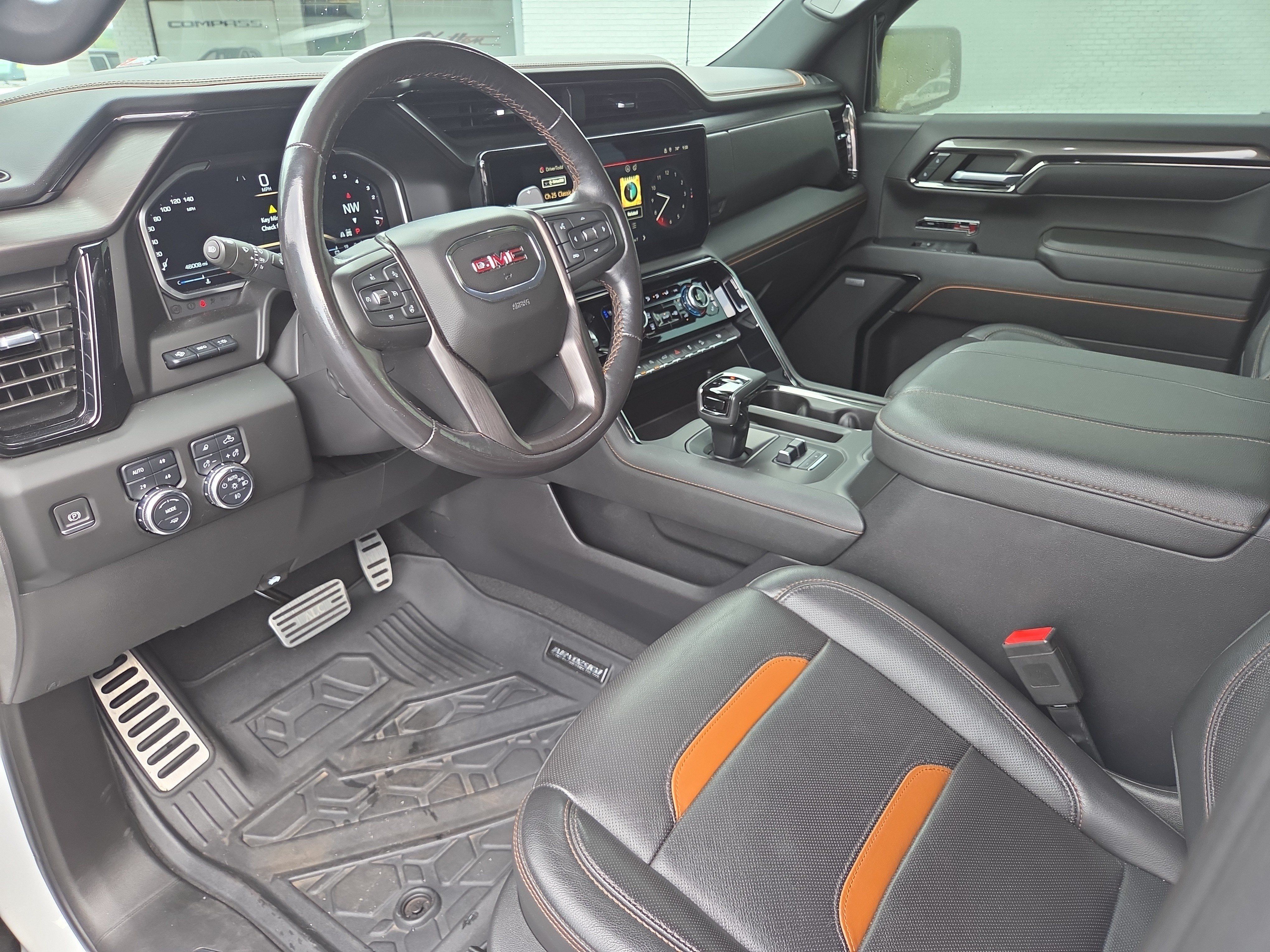 Used 2023 GMC Sierra 1500 AT4 w/ AT4 Premium Package AWD/4WD image 16
