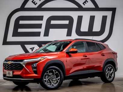 Used 2024 Chevrolet Trax LT w/ Driver Confidence Package