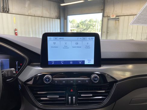 Used 2025 Ford Escape Active image 37