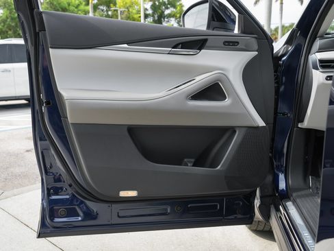 Certified 2026 INFINITI QX60 Luxe w/ Cargo Package FWD image 30