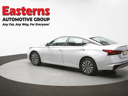 Used 2023 Nissan Altima 2.5 SV FWD image 63