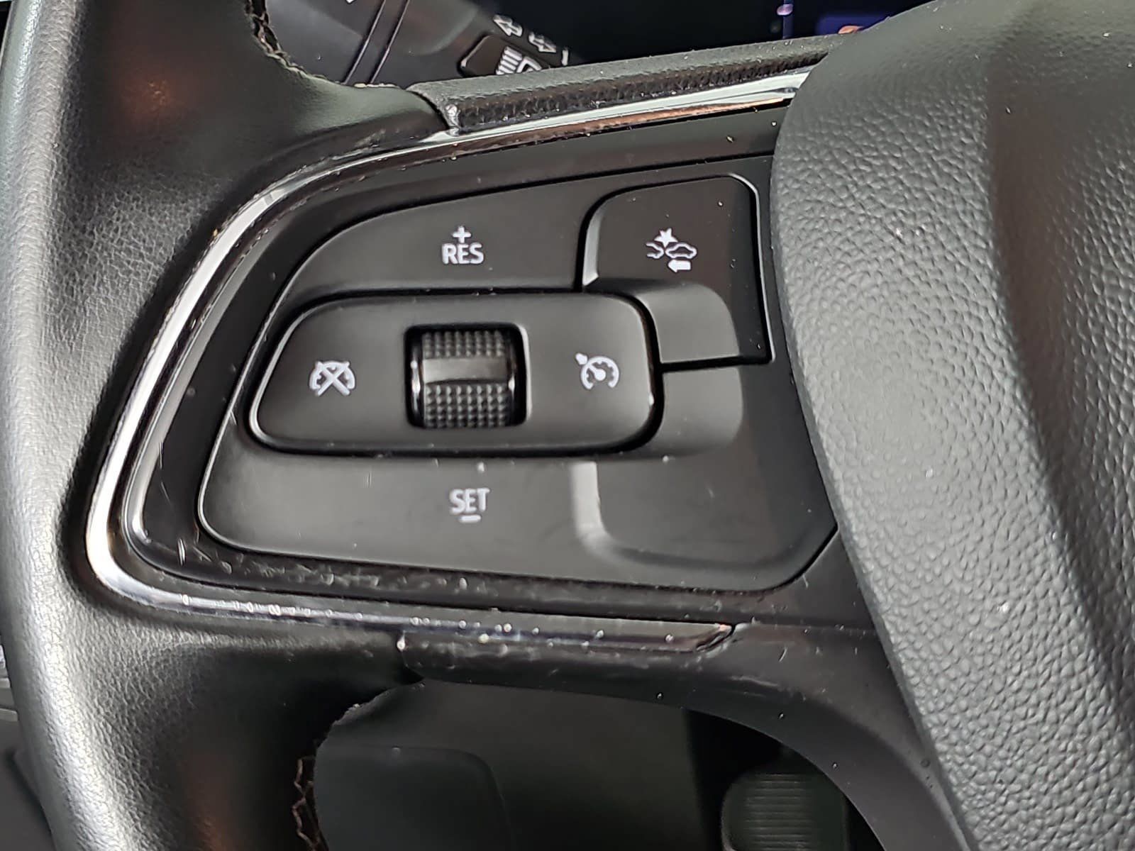 Used 2024 Buick Encore GX Preferred FWD image 16
