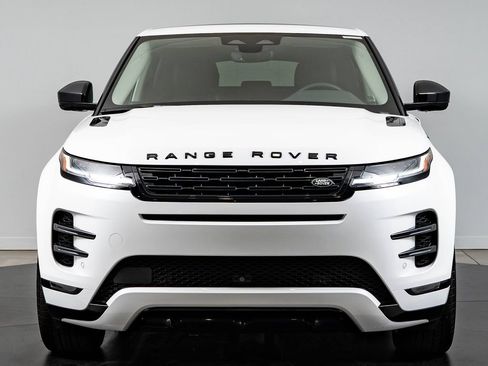Used 2025 Land Rover Range Rover Evoque Dynamic SE AWD/4WD image 2