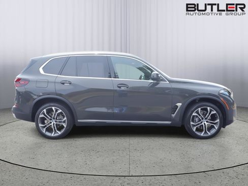 New 2026 BMW X5 sDrive40i w/ Climate Comfort Package RWD image 8