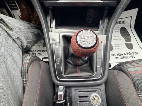 Used 2016 Volkswagen GTI S FWD image 12