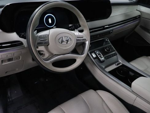 Used 2024 Hyundai Palisade Calligraphy image 10